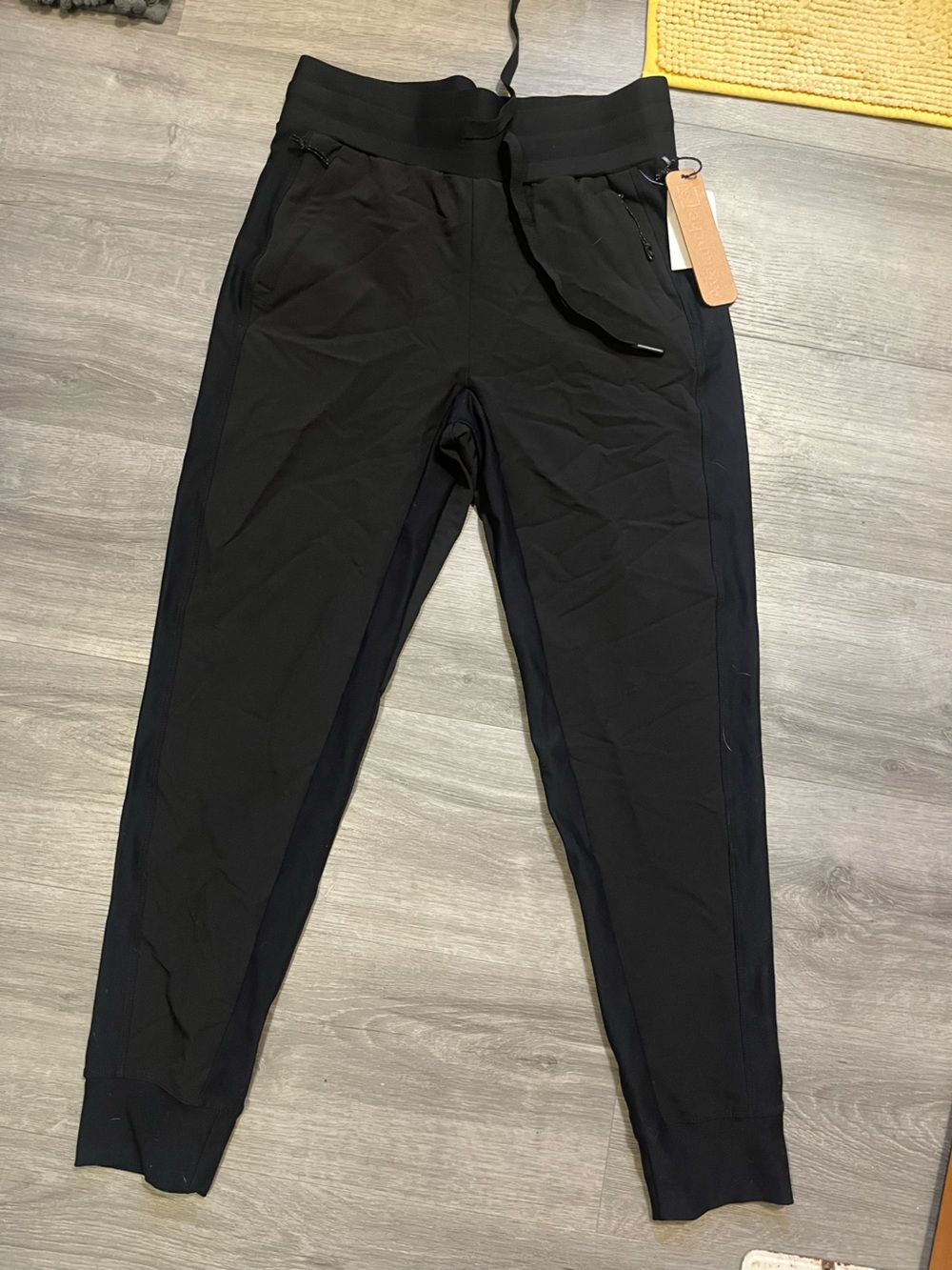 Avalanche Black Women’s Jogger Pants